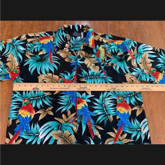 Pacific Company Men’s Hawaiian shirt Medium Floral Beach Parrot Print Magnum PI - Picture 7 of 12